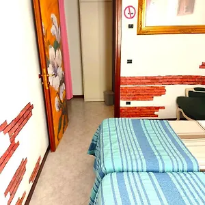 Hotel apartamentowy Cozy!!, Werona