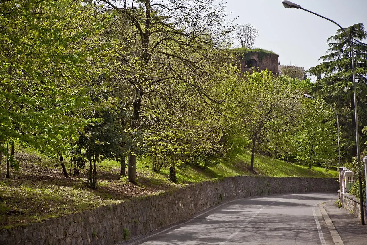 Castello San Felice Bed & Breakfast Verona Italy