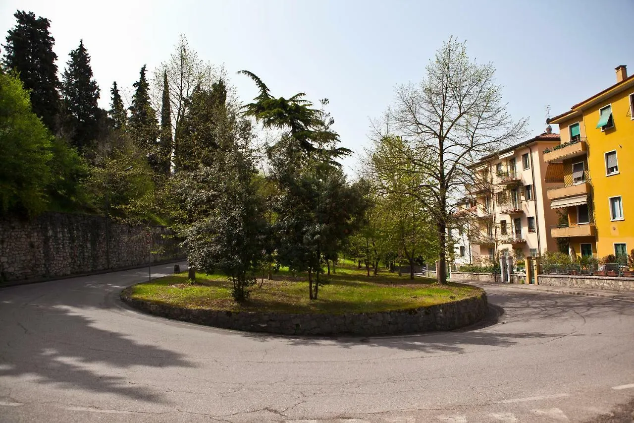 Castello San Felice Bed & Breakfast Verona